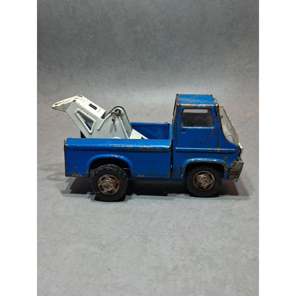 Vintage Marx Tow Truck